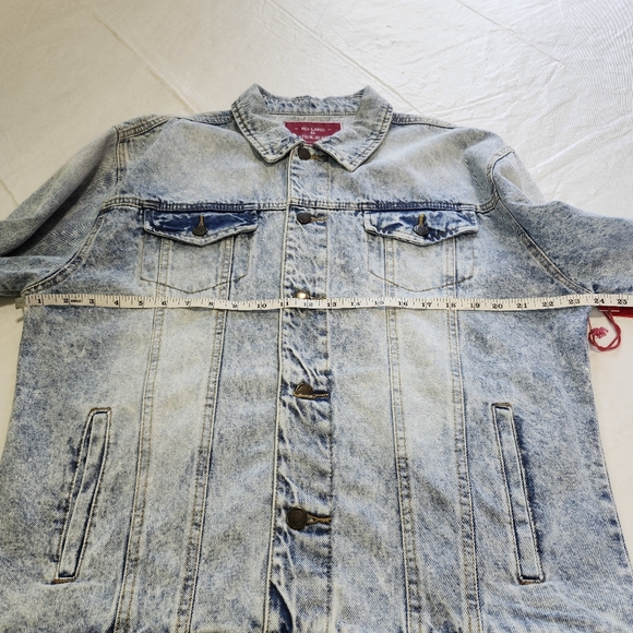 Red Label Patrate Denim Jacket - Picture 5 of 14